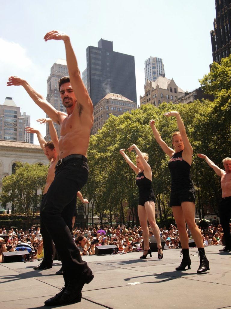 Free exercise classes in Bryant Park NYC