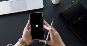 Apple Releases IOS 15.0.2 To Fix 'Active Exploitation’