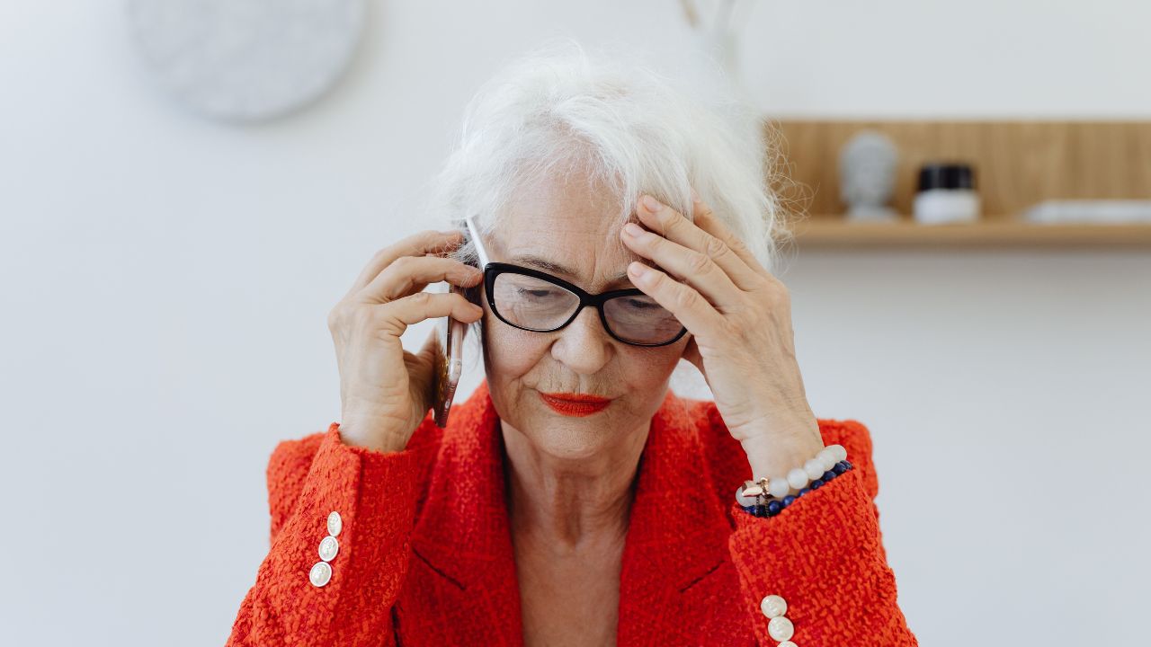 1-STRESSED WOMAN ON PHONE 1