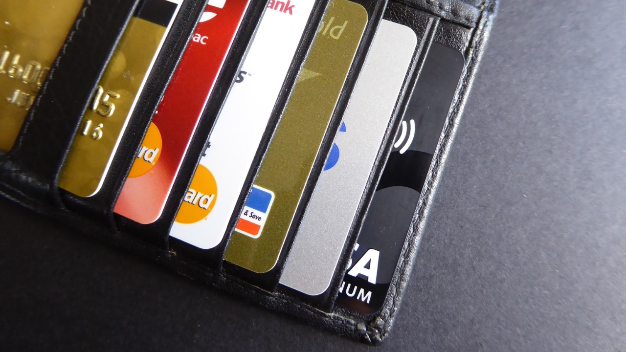 1-debit credit cards wallet