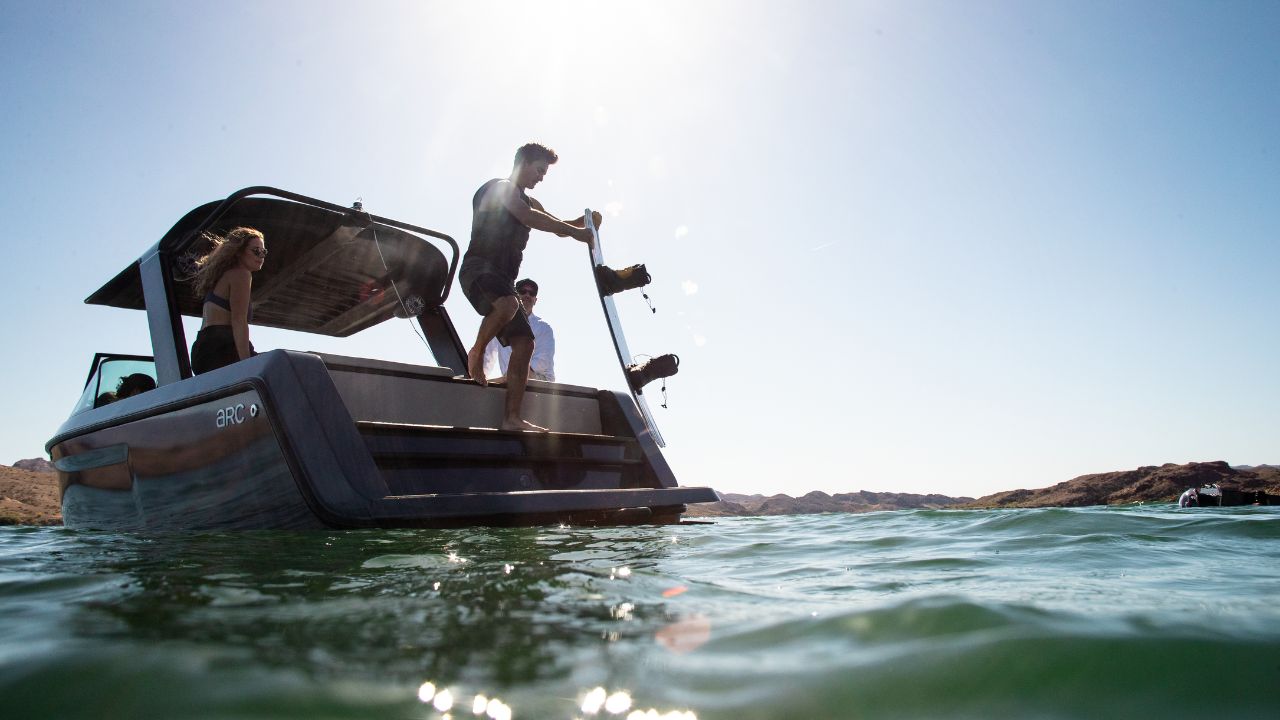 Image of electric wake boat on the water 