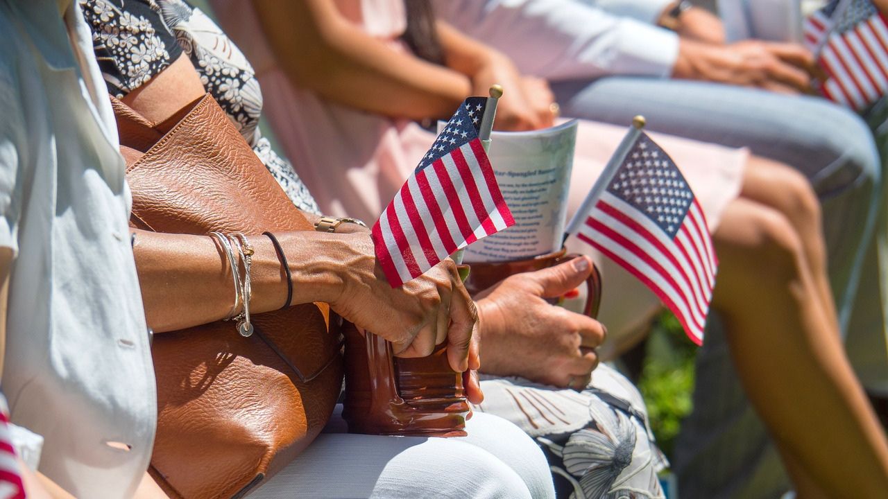 Image of Americans honoring our vets 