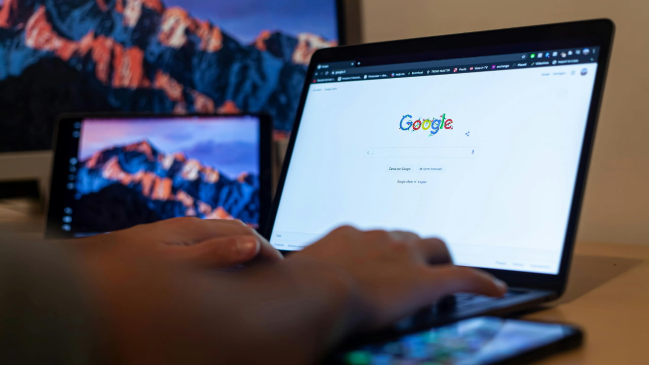 A person using Google Chrome