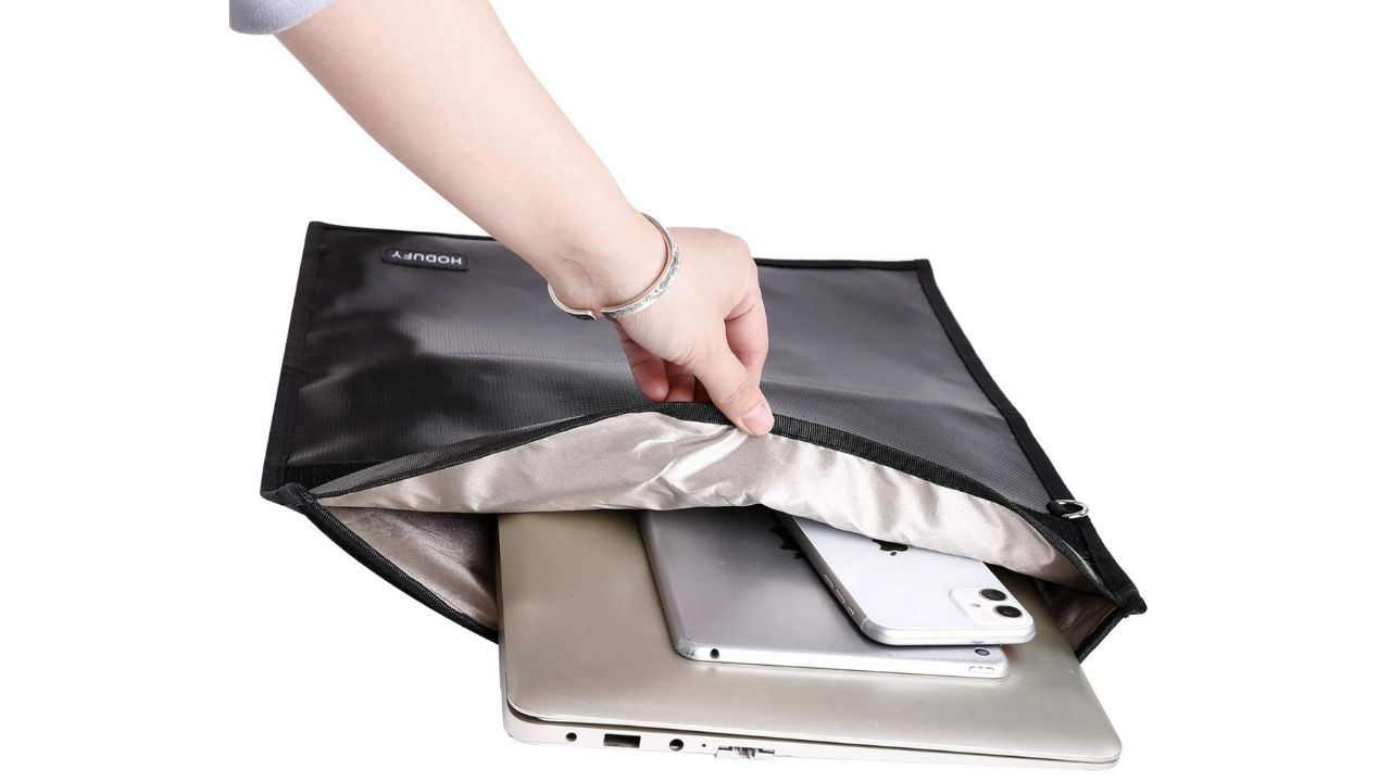 Faraday bag for laptops 