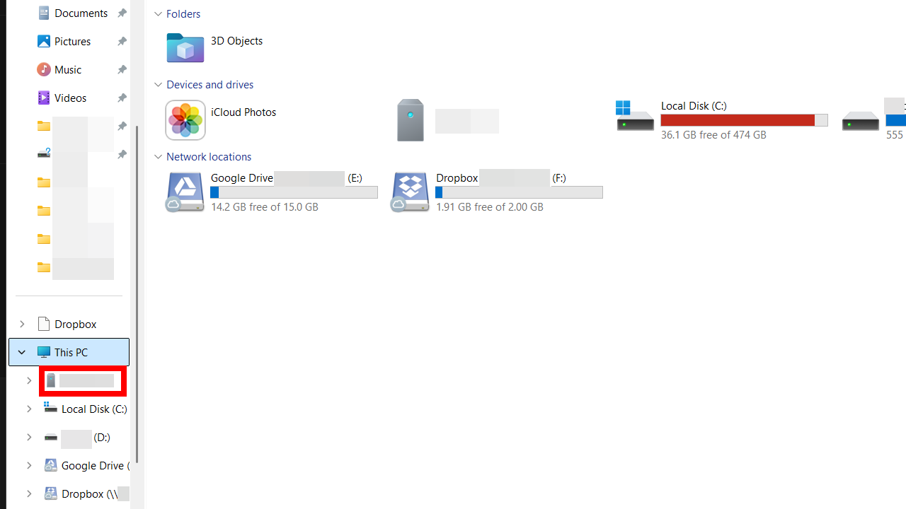 Selecting an Android device in “This PC” on Windows.