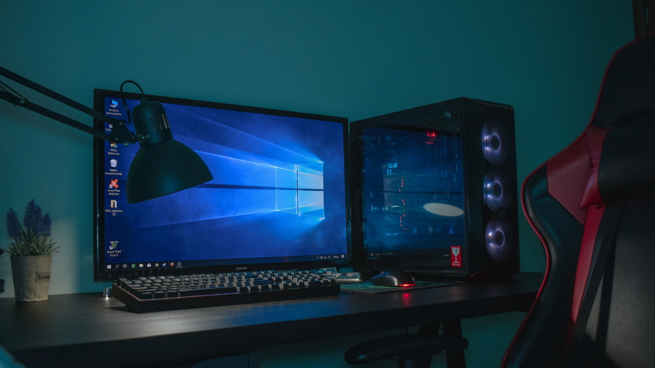 Image showing a Windows PC in a dark room