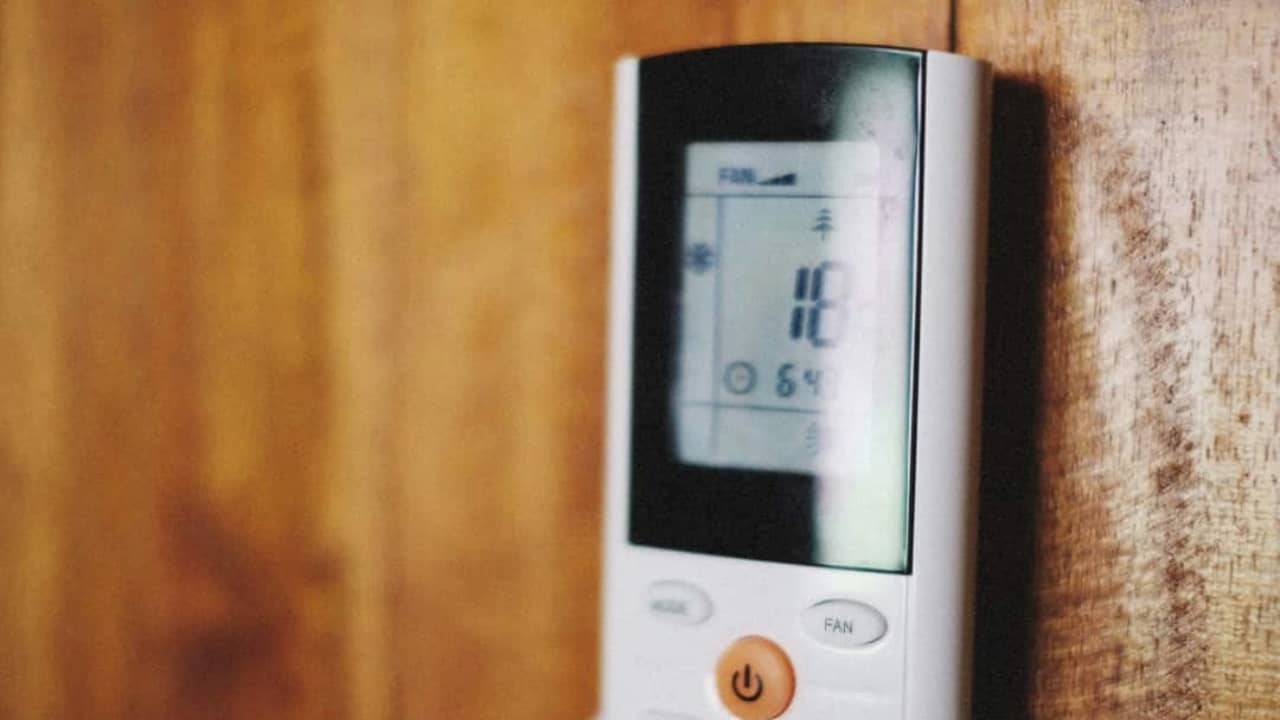 Image showing a thermostat placed on a wall