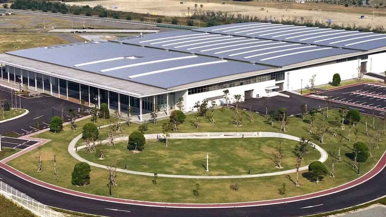 A desalination plant in Fukuoka has been connected to a new kind of osmotic electricity generator.