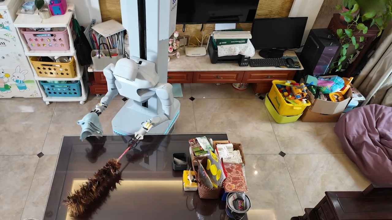 In real home tests, the Panther robot cleans and organizes everyday spaces, moving objects and completing tasks without constant input.