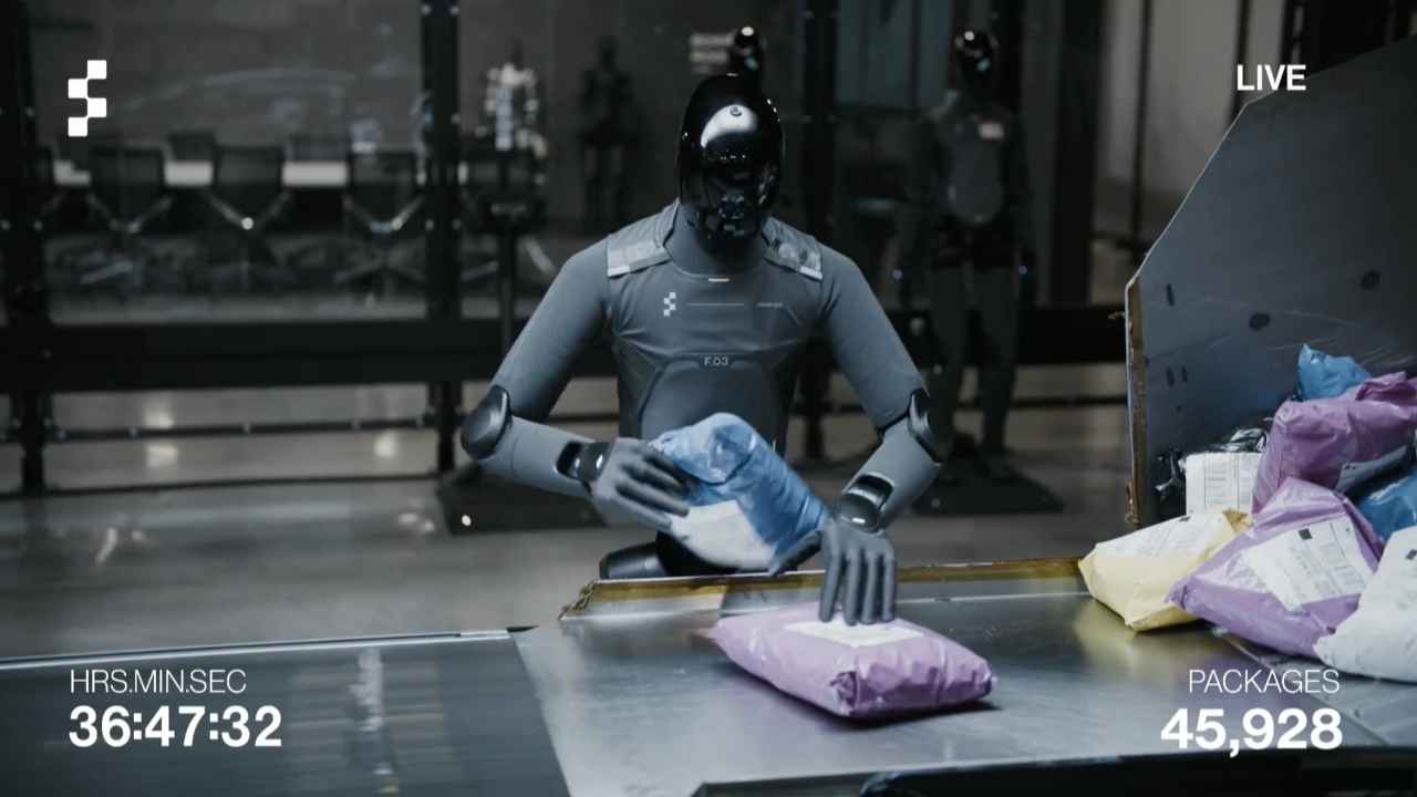 The robots used Helix-02 to detect barcodes, pick up packages and place them on a conveyor belt with the barcode facing down.