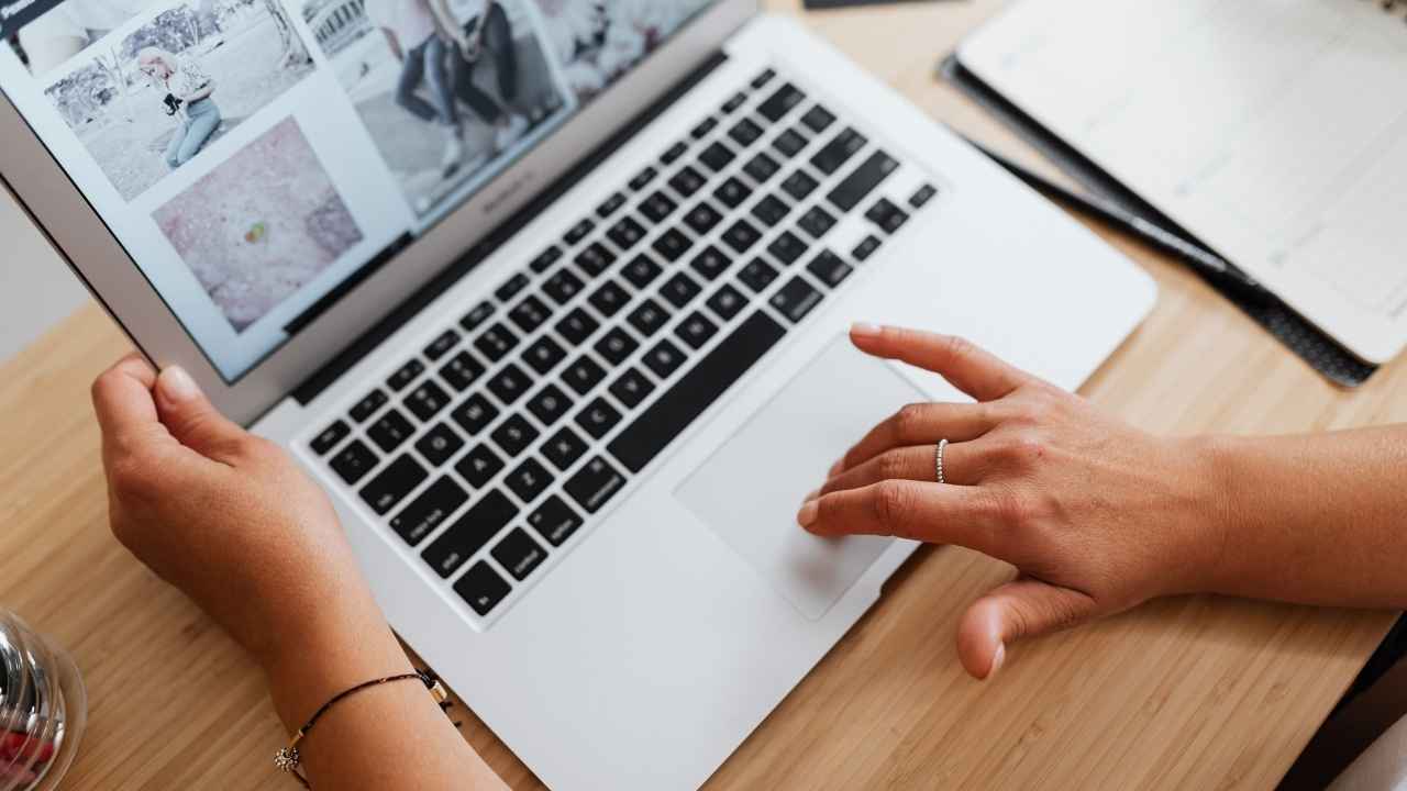 A laptop can make it easier to pull up a clean vacation album before sharing photos on a TV or projector.